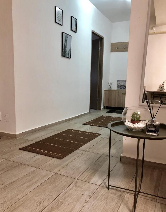 City Break Maya Apartment Oradea Luaran gambar