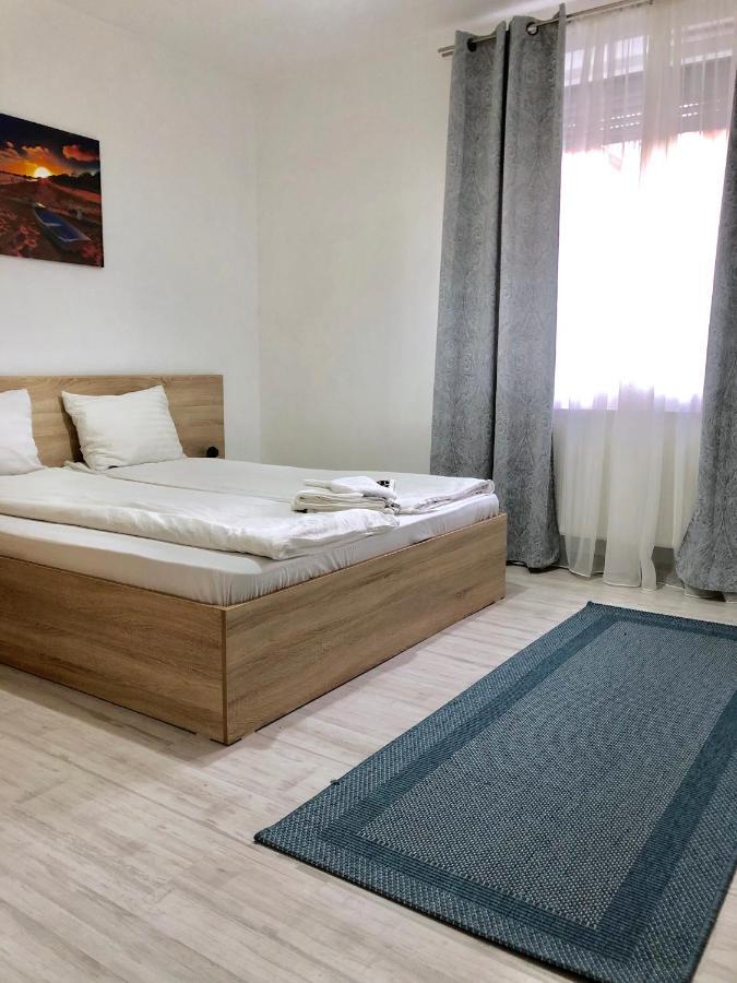 City Break Maya Apartment Oradea Luaran gambar